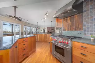 184 Deerfield Rd, Nottingham, NH 03290 - Photo 9