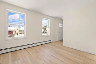 720 Brent St, Manchester, NH 01301 - Photo 7