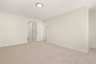 720 Brent St, Manchester, NH 01301 - Photo 23