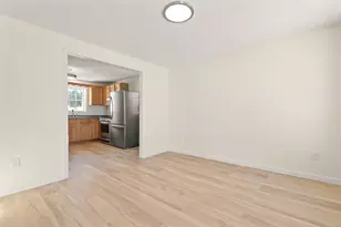 720 Brent St, Manchester, NH 01301 - Photo 9