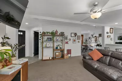 23 Dartmouth Circle, Newmarket, NH 03857 - Photo 5