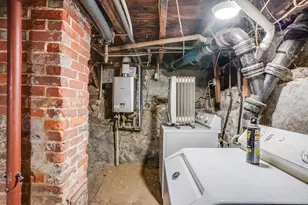 832 Clay St, Manchester, NH 03103 - Photo 29