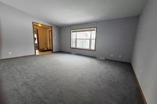 48 Sagebrush Dr, Rochester, NH 03867 - Photo 13