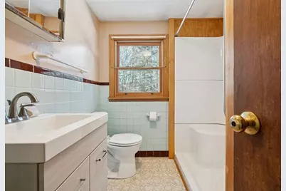 434 South Main Street, Newport, NH 03773 - Photo 19