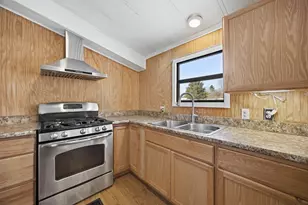 97 Linden St, Exeter, NH 03833 - Photo 9