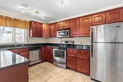 90 Eastern Avenue #204, Manchester, NH 03104 - Photo 31