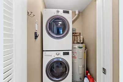 90 Eastern Avenue #204, Manchester, NH 03104 - Photo 25