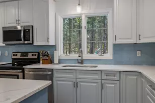 9 Captain&apos S Way, Exeter, NH 03833 - Photo 9