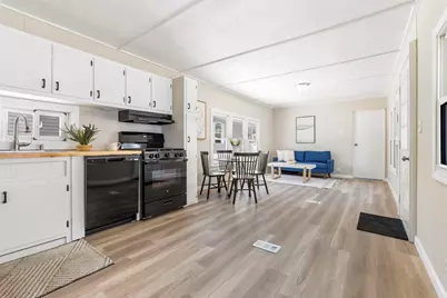 14 Stage Coach Circle, Londonderry, NH 03053 - Photo 3