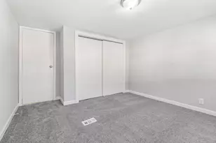 14 Stage Coach Cir, Londonderry, NH 03053 - Photo 15