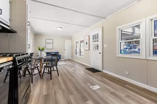 14 Stage Coach Cir, Londonderry, NH 03053 - Photo 13