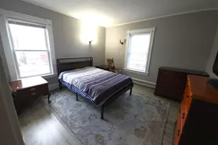 729 Pine St, Manchester, NH 03104 - Photo 9