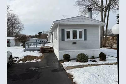 47 Scott Avenue, Seabrook, NH 03874 - Photo 1