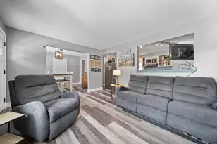 23 Pennsylvania Ave, Manchester, NH 03104 - Photo 13