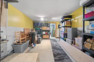 23 Pennsylvania Ave, Manchester, NH 03104 - Photo 37