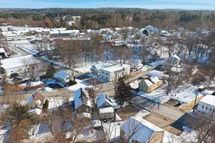 29 Central St, Derry, NH 03038 - Photo 39