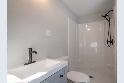 437 Chester Road, Auburn, NH 03032 - Photo 13