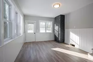 437 Chester Rd, Auburn, NH 03032 - Photo 21