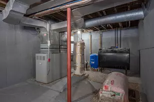 437 Chester Rd, Auburn, NH 03032 - Photo 29