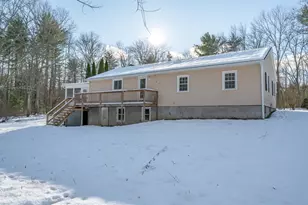 437 Chester Rd, Auburn, NH 03032 - Photo 35