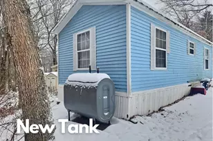 41 Monroe Ave, Allenstown, NH 03275 - Photo 5