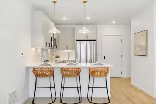 80 Constitution Ave, Portsmouth, NH 03801 - Photo 5