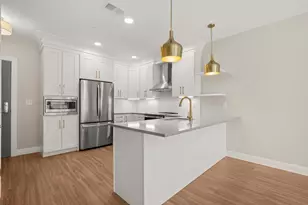 99 Foundry Pl, Portsmouth, NH 03801 - Photo 3