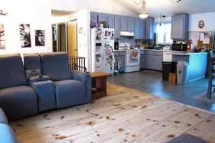 14 Country Acres Rd, Sandown, NH 03873 - Photo 5