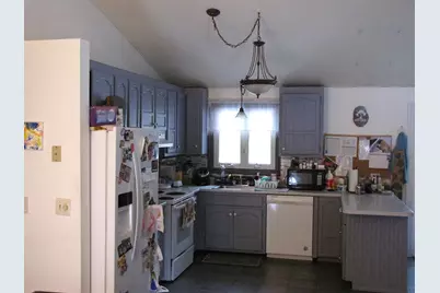 14 Country Acres Road, Sandown, NH 03873 - Photo 9