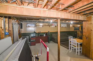 885 Bridge St, Manchester, NH 03104 - Photo 25