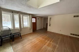 256 Middle Branch Rd, New Boston, NH 03070 - Photo 3