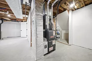 28 Notre Dame Ave, Allenstown, NH 03275 - Photo 37