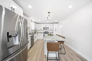 28 Notre Dame Ave, Allenstown, NH 03275 - Photo 9