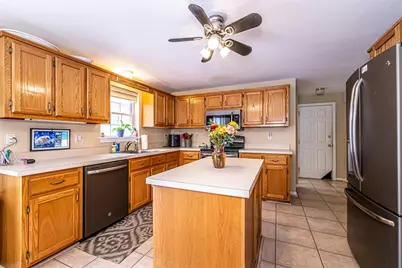 30 Pondview Drive, Derry, NH 03038 - Photo 7