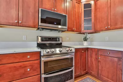 121 Cherrywood Drive, Nashua, NH 03062 - Photo 13