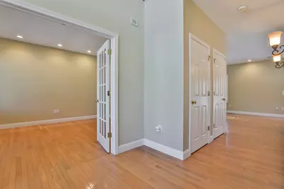 121 Cherrywood Drive, Nashua, NH 03062 - Photo 5