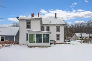 35 Niles St, Dover, NH 03820 - Photo 3