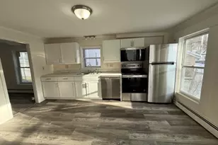 5 Evans Ct, Franklin, NH 03235 - Photo 11