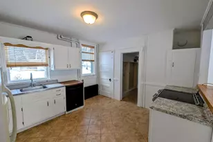 56 Woodland St, Claremont, NH 03743 - Photo 13