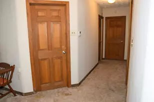 17 Grove Ave, Salem, NH 03079 - Photo 19