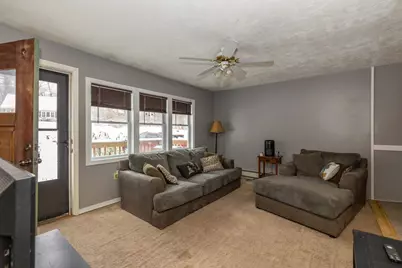 17 Grove Avenue, Salem, NH 03079 - Photo 3