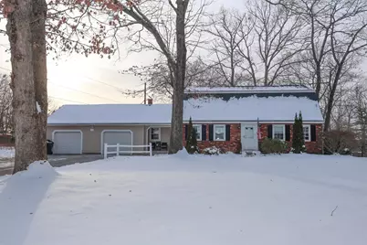 135 Pepperidge Drive, Manchester, NH 03103 - Photo 1