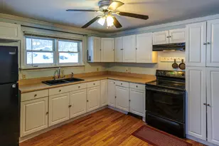 95 Union St, Springfield, VT 05156 - Photo 13