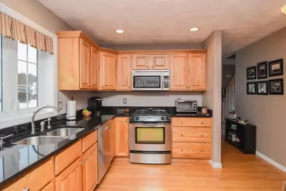 46 Hadleigh Road, Windham, NH 03087 - Photo 7