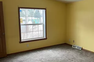 13 South Cranberry Ln, Rochester, NH 03867 - Photo 11