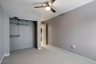 526 Abbott Farm Ln, Hudson, NH 03051 - Photo 17