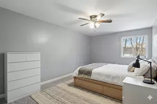 526 Abbott Farm Ln, Hudson, NH 03051 - Photo 13