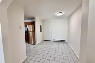 4 Fairfax Ave, Derry, NH 03038 - Photo 3