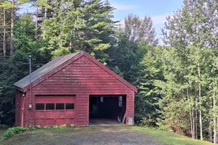 521 County Rd, Walpole, NH 03608 - Photo 3