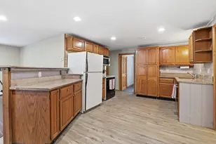 46 Linda Dr, Belmont, NH 03220 - Photo 11